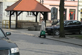 Coraz więcej osób można spotkać z torbami z materiału.
 fot.Koło Ekologiczne Ekozespoły