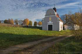 Kapliczka p.w. Św. Anny w Robawach